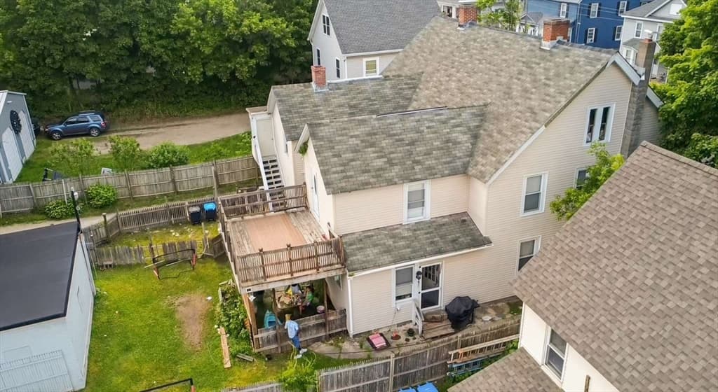 3 Family at 98 Lincoln St, Pittsfield MA 01541, Pittsfield, photo 6 of 20