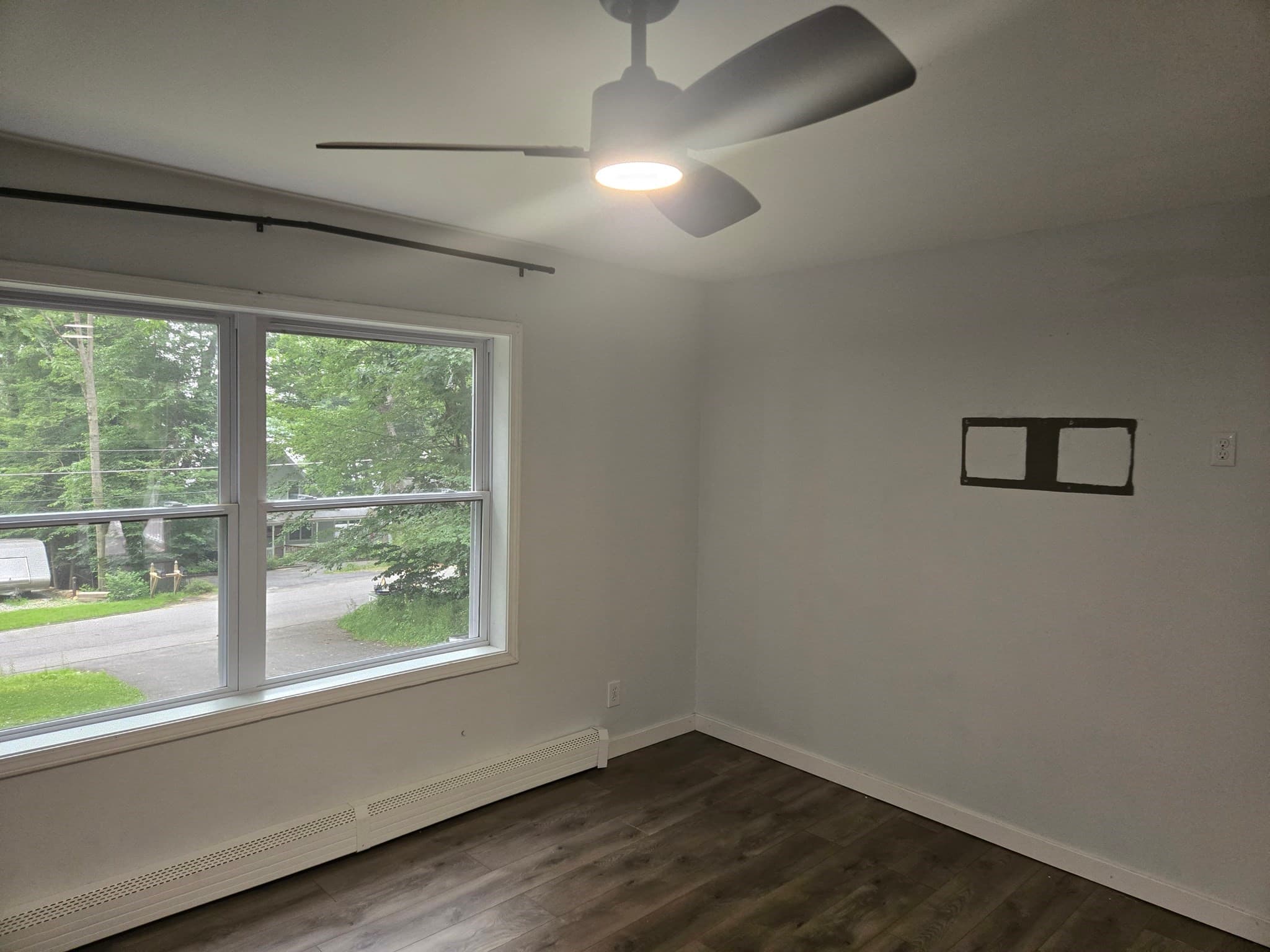 Single Family Residence at 33 W Shore Drive, Winchendon MA 01475, Winchendon, photo 4 of 20