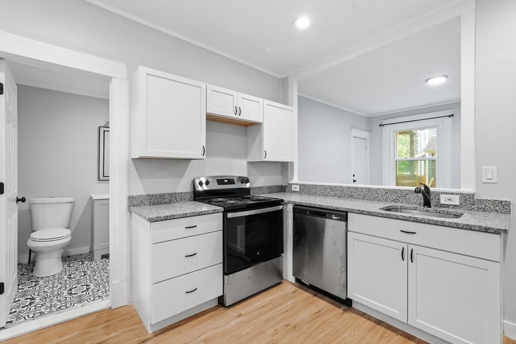 4 Family at 53.5 Orchard St, Pittsfield MA 01201, Pittsfield, photo 2 of 38