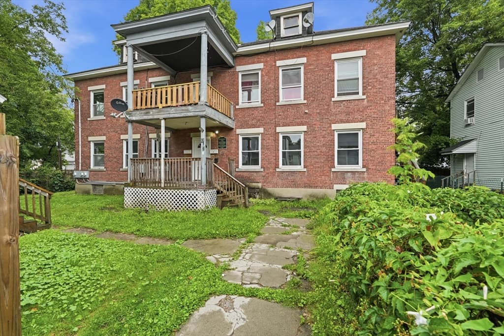 53.5 Orchard St, Pittsfield MA 01201