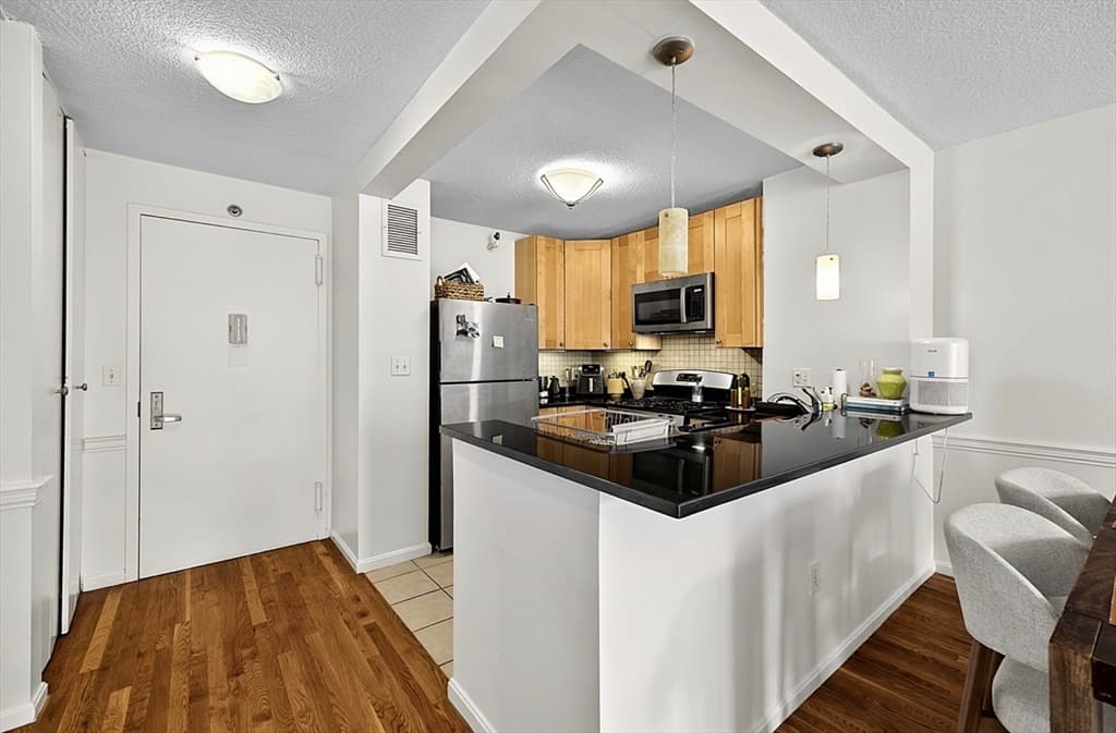 151 Tremont Street # 9U, Boston MA 02111 photo 7