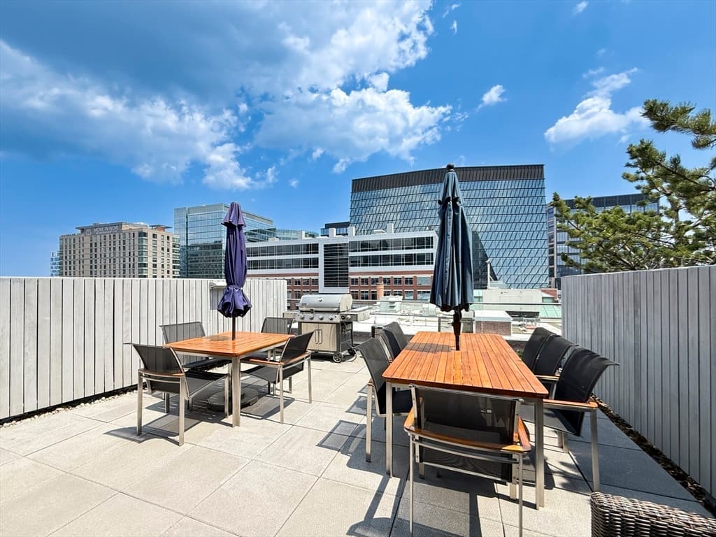 346 Congress St # 518, Boston MA 02210 photo 35