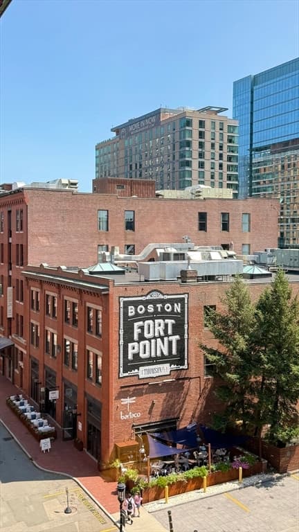 346 Congress St # 518, Boston MA 02210 photo 21