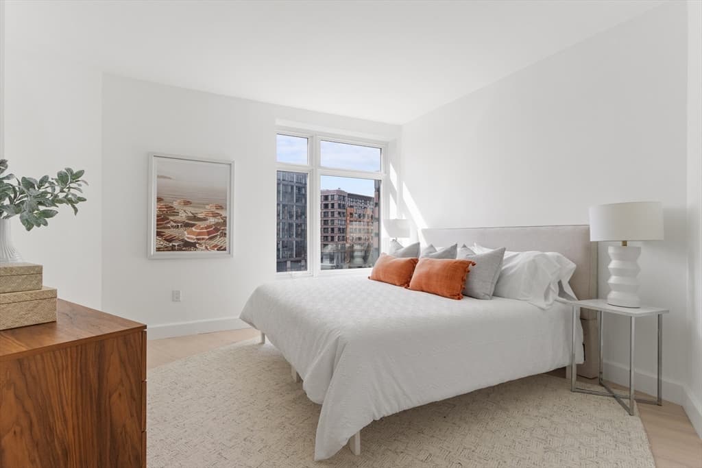100 Lovejoy Wharf # C, Boston MA 02114 photo 11