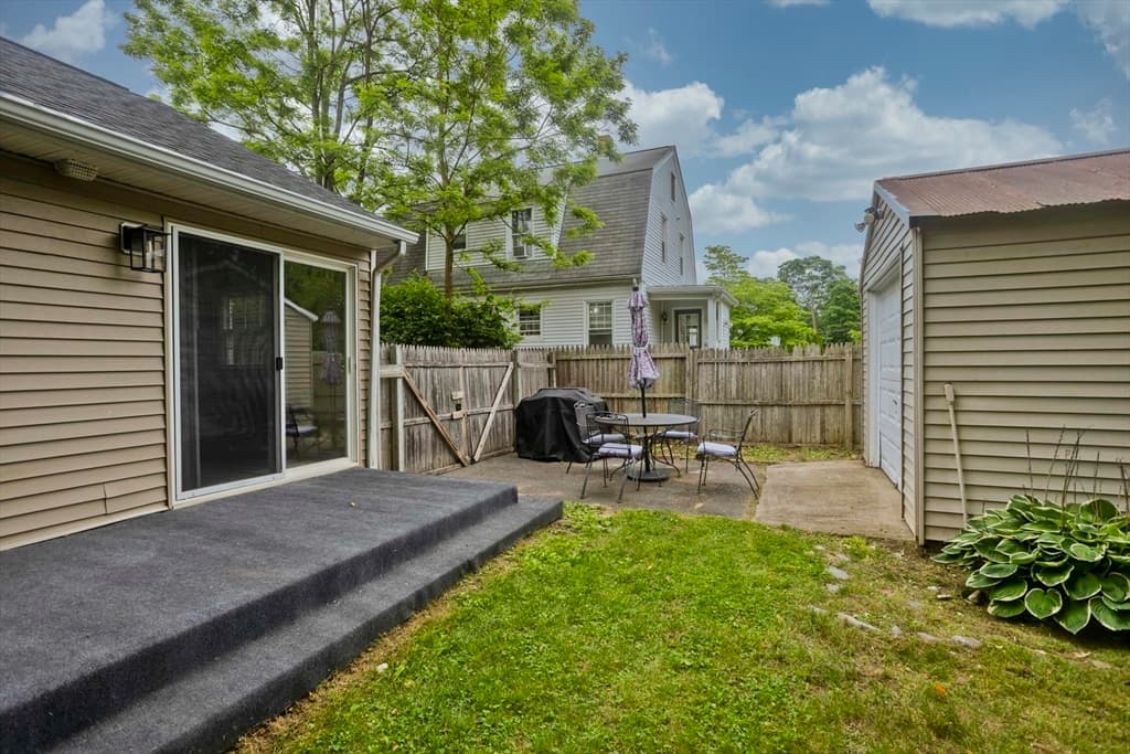 29 Lawnwood Ave, Longmeadow MA 01106 photo 25