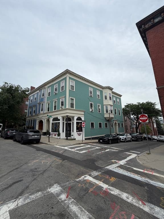 54 High St, Boston MA 02129