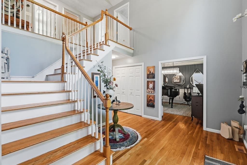 Single Family Residence at 112 Aldrich Rd, Wilmington MA 01887, Wilmington, photo 5 of 42