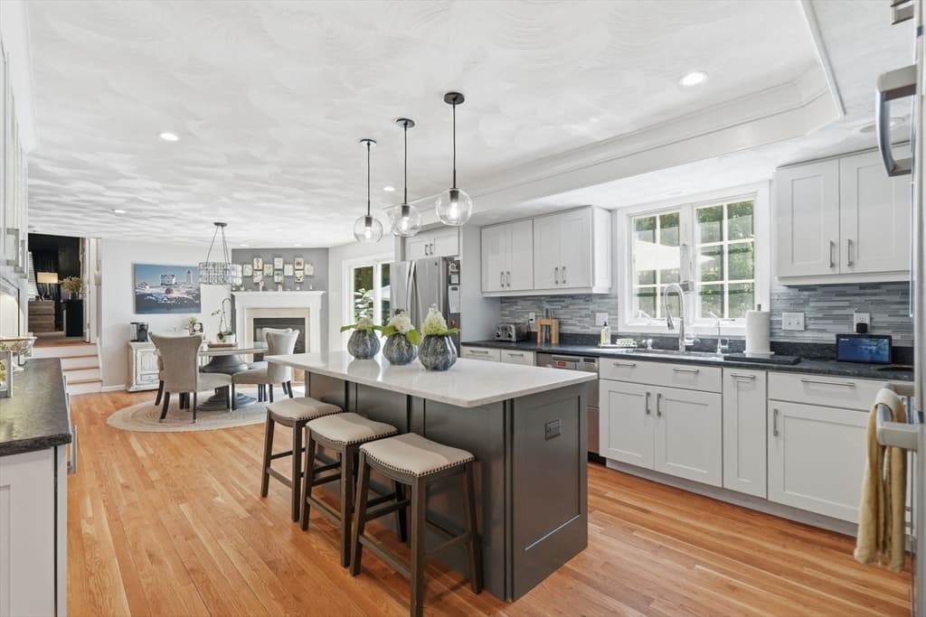 Single Family Residence at 112 Aldrich Rd, Wilmington MA 01887, Wilmington, photo 15 of 42