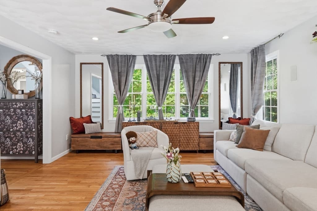 Single Family Residence at 112 Aldrich Rd, Wilmington MA 01887, Wilmington, photo 11 of 42