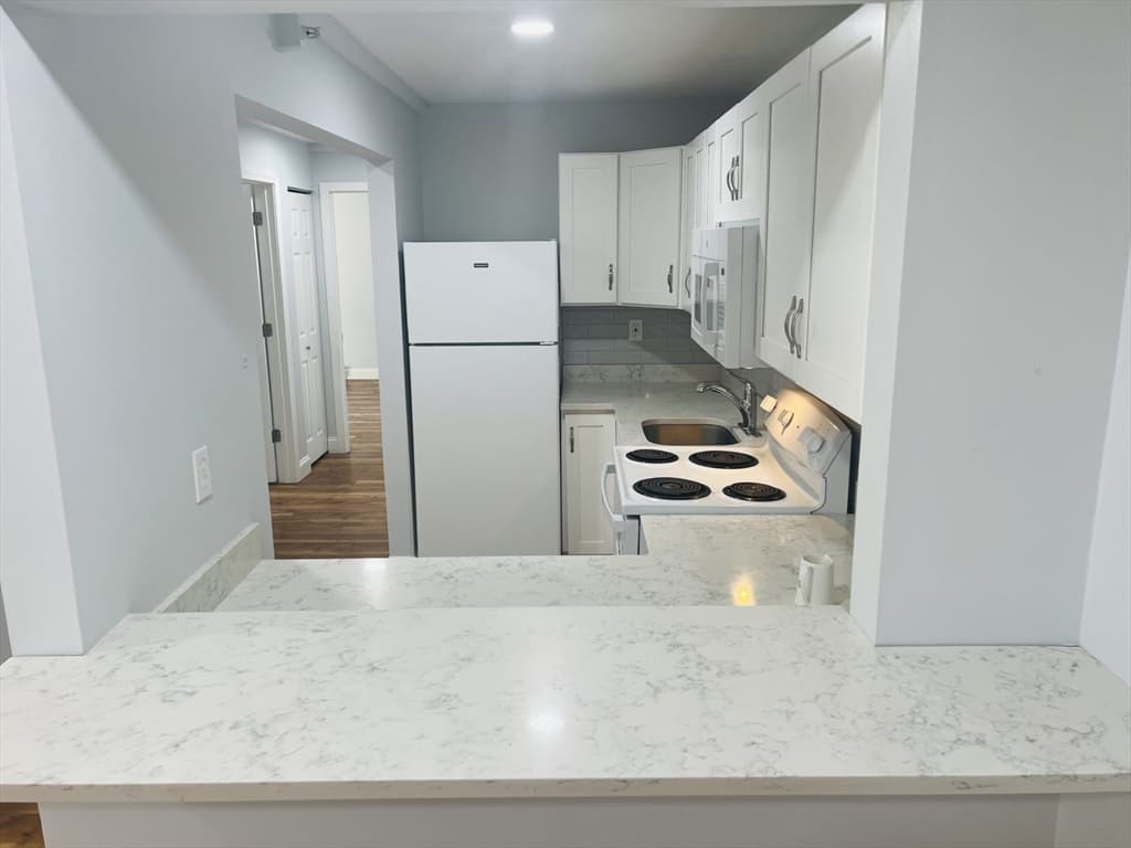 800 Bearses Way, Barnstable MA 02601 photo 6