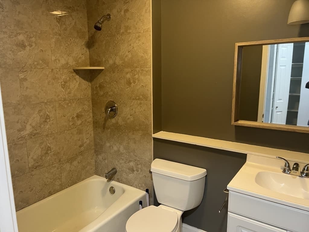 800 Bearses Way, Barnstable MA 02601 photo 17