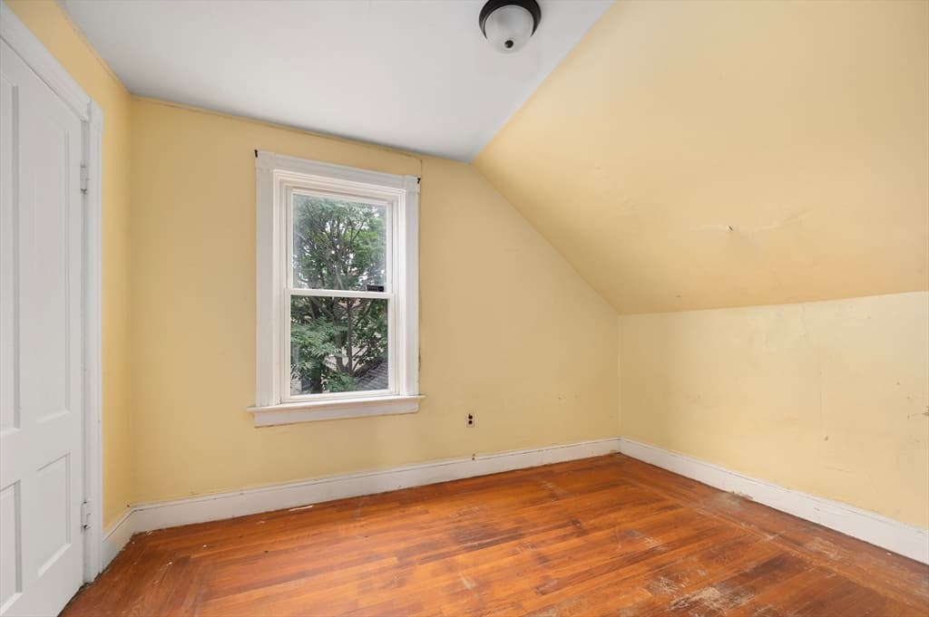 23 Grand St, Providence RI 02907 photo 18