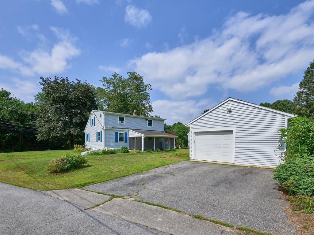 253 Central St, Hudson MA 01749 photo 37