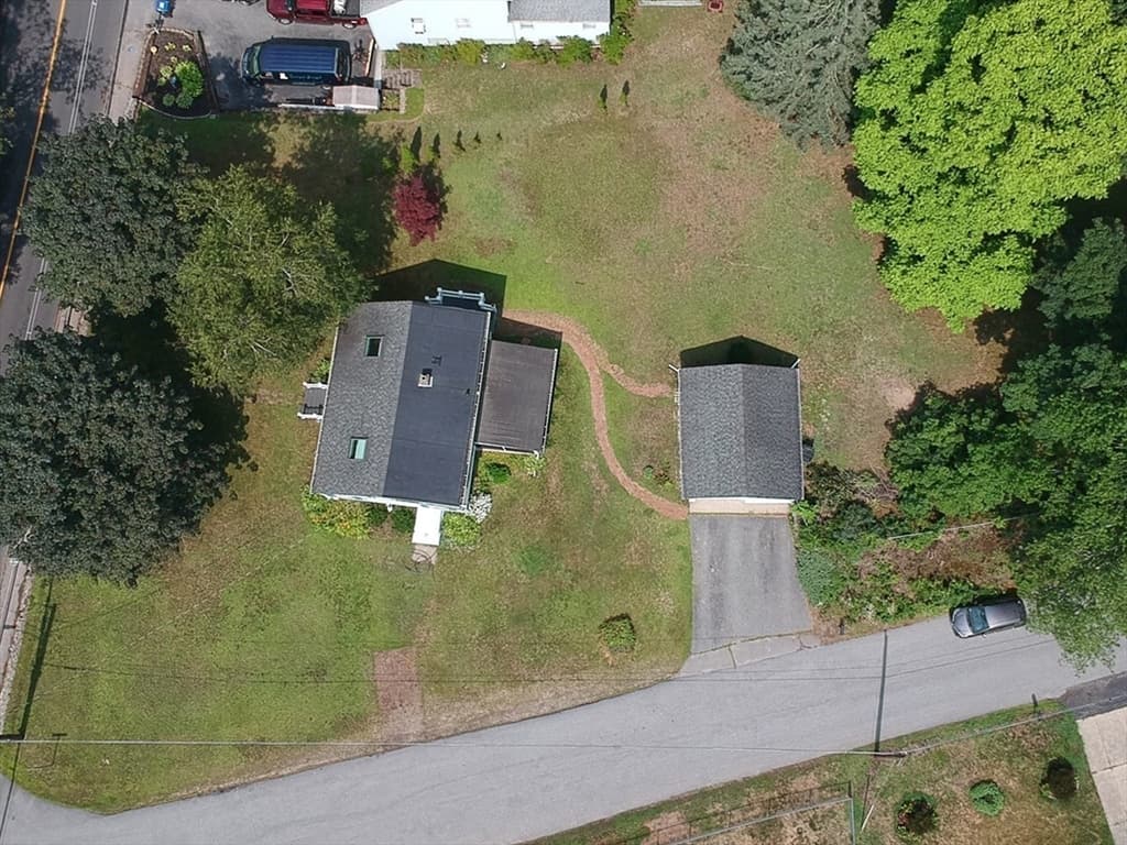 253 Central St, Hudson MA 01749 photo 39