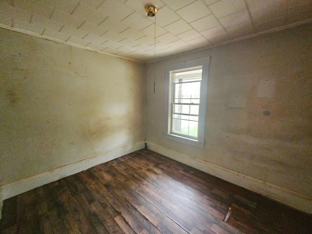 8-10 Aspen St, Ware MA 01082 photo 14