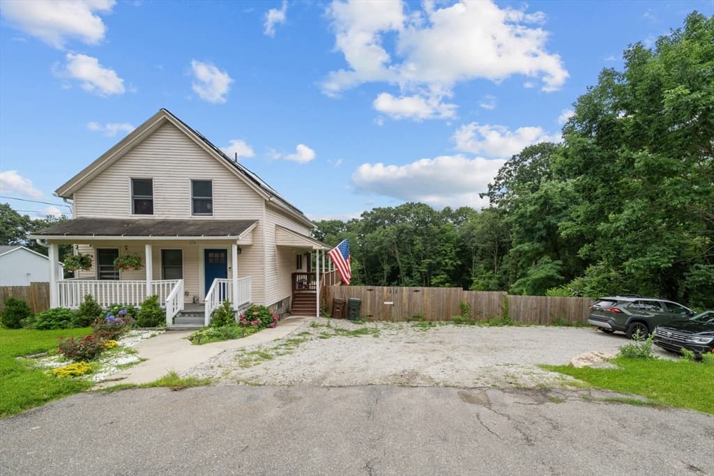 Single Family Residence at 179 West Street, Auburn MA 01501, Auburn, photo 4 of 31