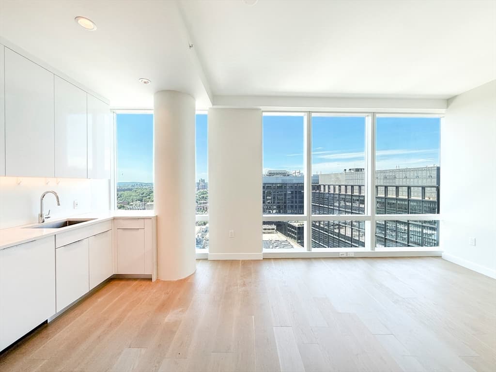 188 Brookline Ave # 22G, Boston MA 02215 photo 5