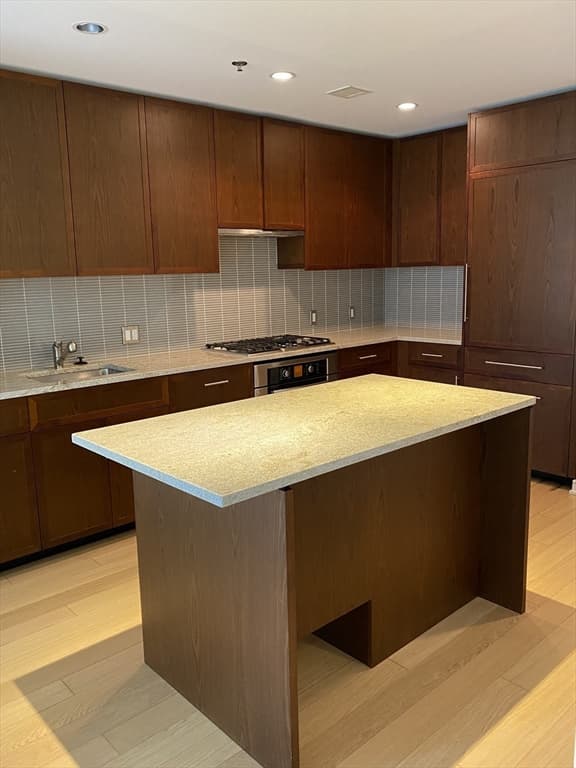 580 Washington St # 604, Boston MA 02111
