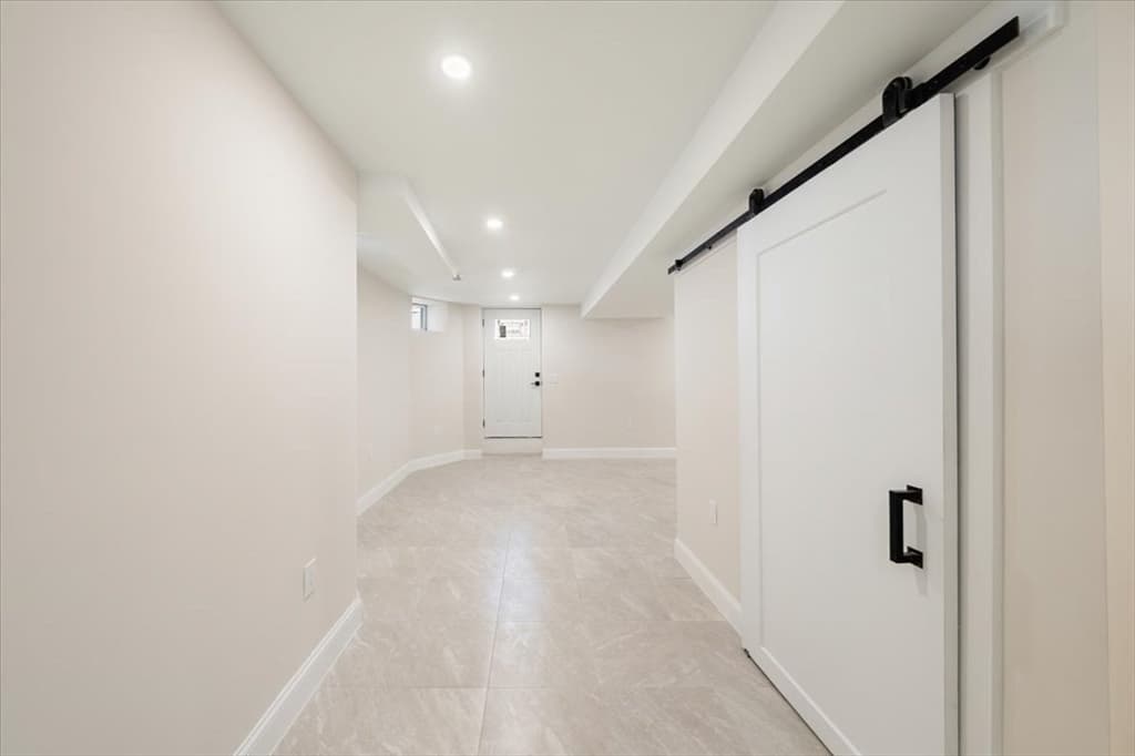 8 Hollis Street, Newton MA 02458 photo 24