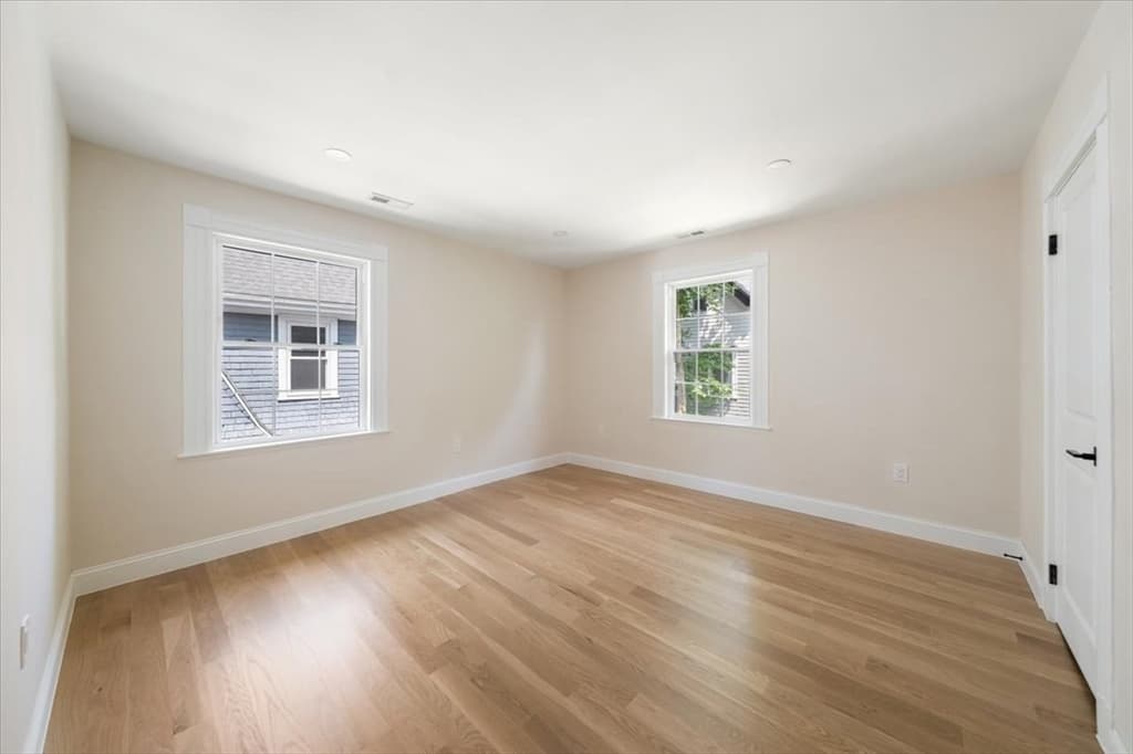8 Hollis Street, Newton MA 02458 photo 18