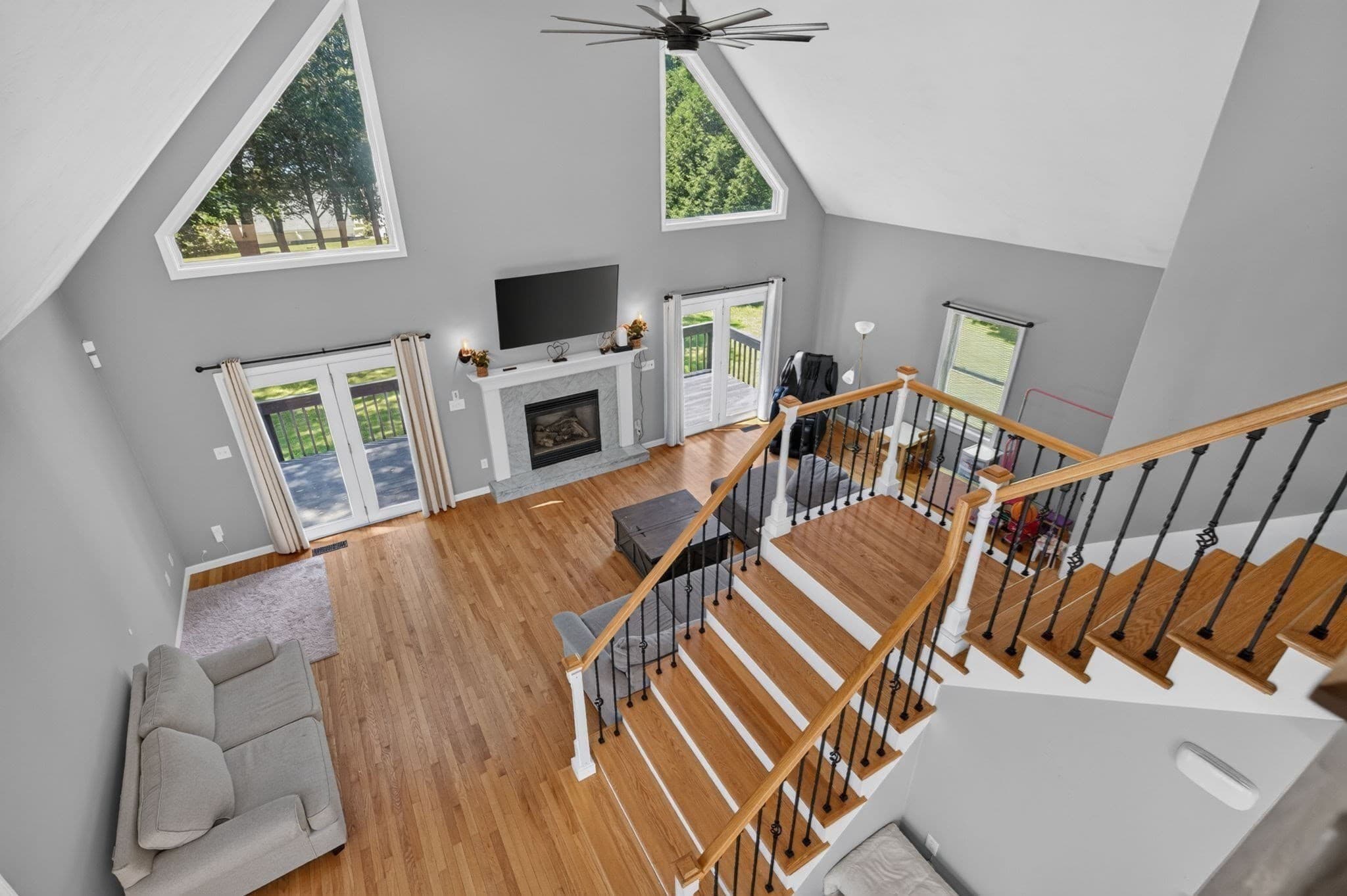 Single Family Residence at 9 Broadview Ave, Berkley MA 02779, Berkley, photo 26 of 40