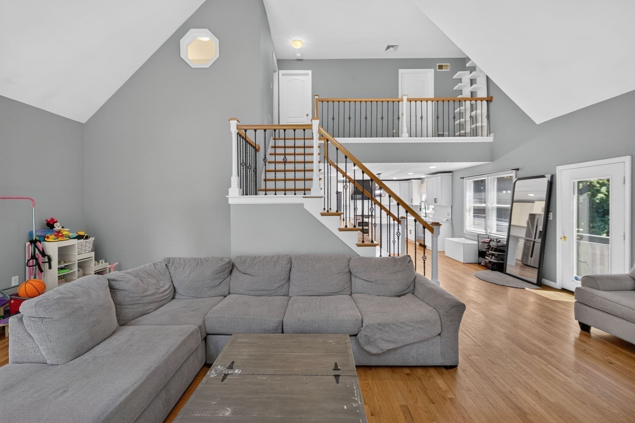 Single Family Residence at 9 Broadview Ave, Berkley MA 02779, Berkley, photo 14 of 40
