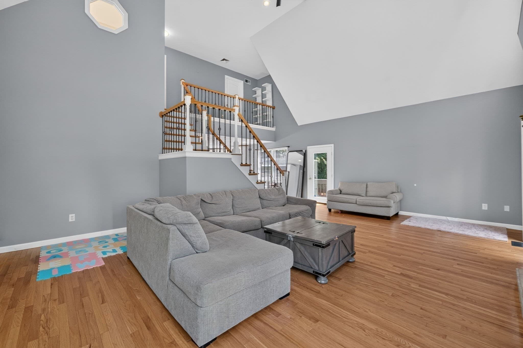 Single Family Residence at 9 Broadview Ave, Berkley MA 02779, Berkley, photo 11 of 40