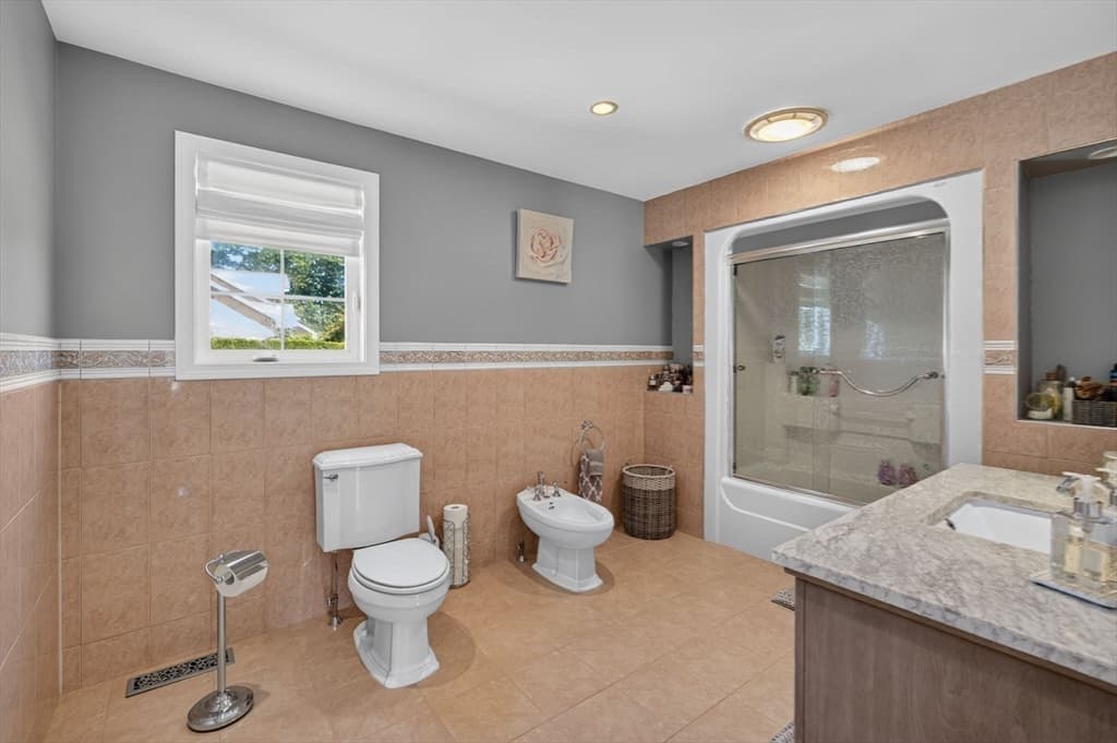 63 Ansel White Dr, Acushnet MA 02743 photo 19