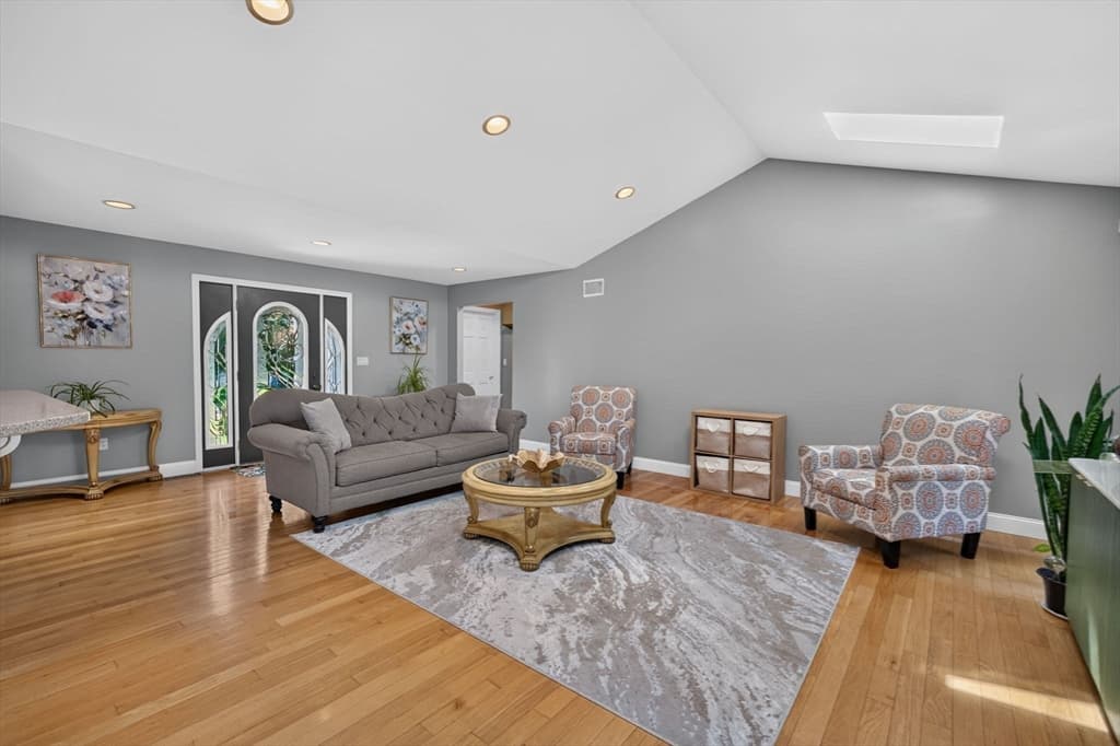 63 Ansel White Dr, Acushnet MA 02743 photo 8