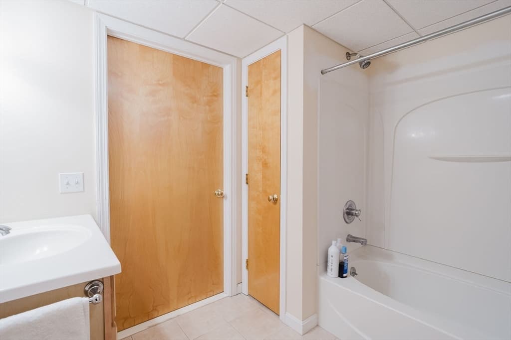 16 Pine Hill Rd, Easthampton MA 01027 photo 27