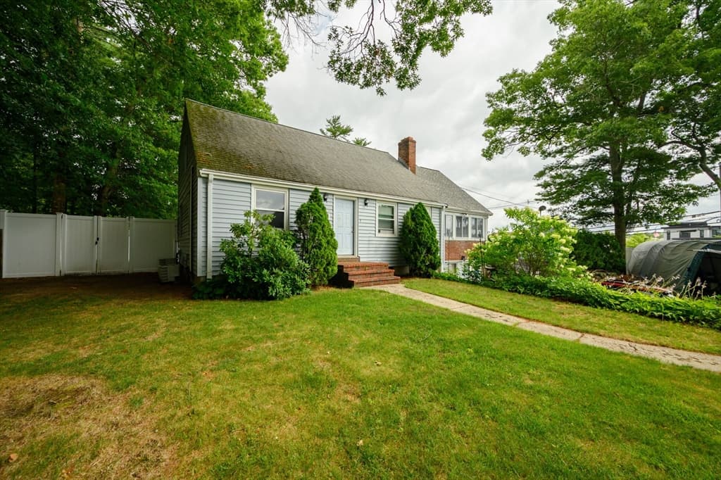 1154 Washington St, Hanover MA 02339 photo 10