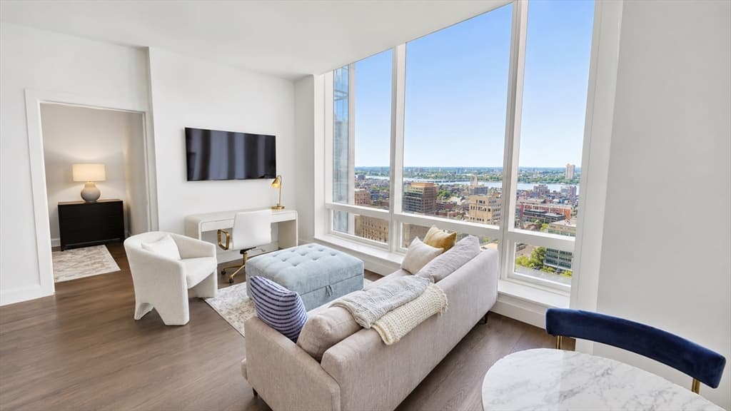 430 Stuart St # 21D, Boston MA 02116