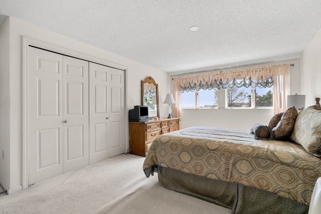 432 Humphrey Street # 16, Swampscott MA 01907 photo 13
