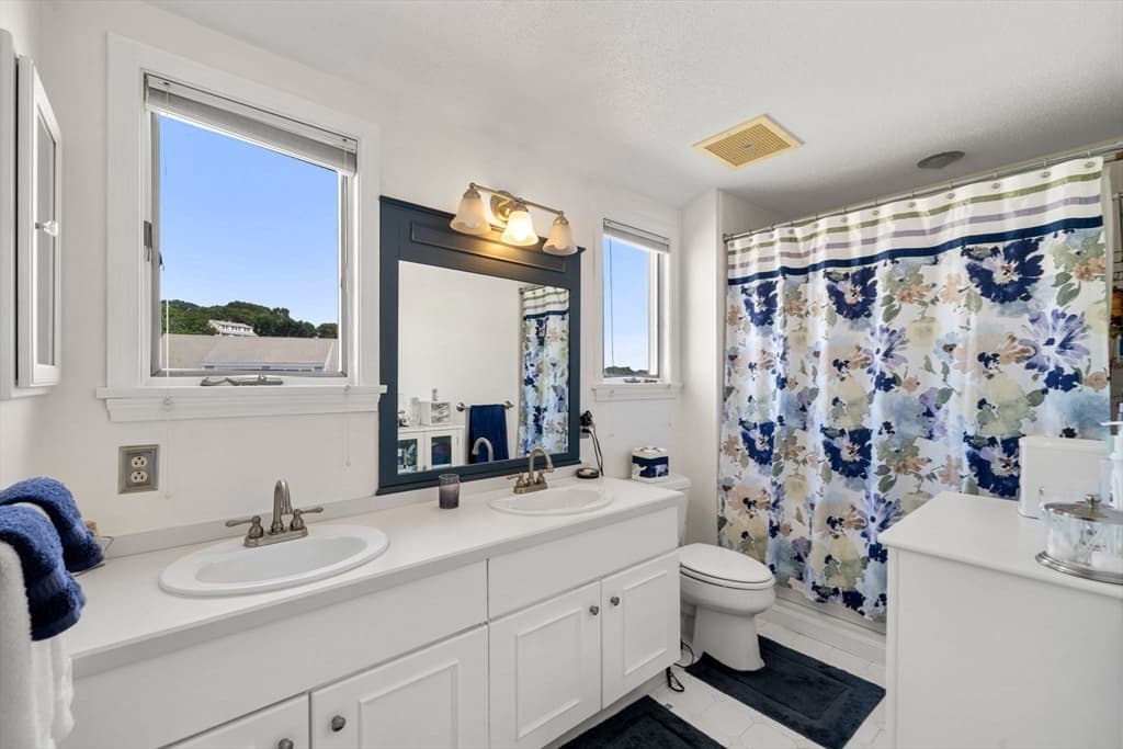 432 Humphrey Street # 16, Swampscott MA 01907 photo 11