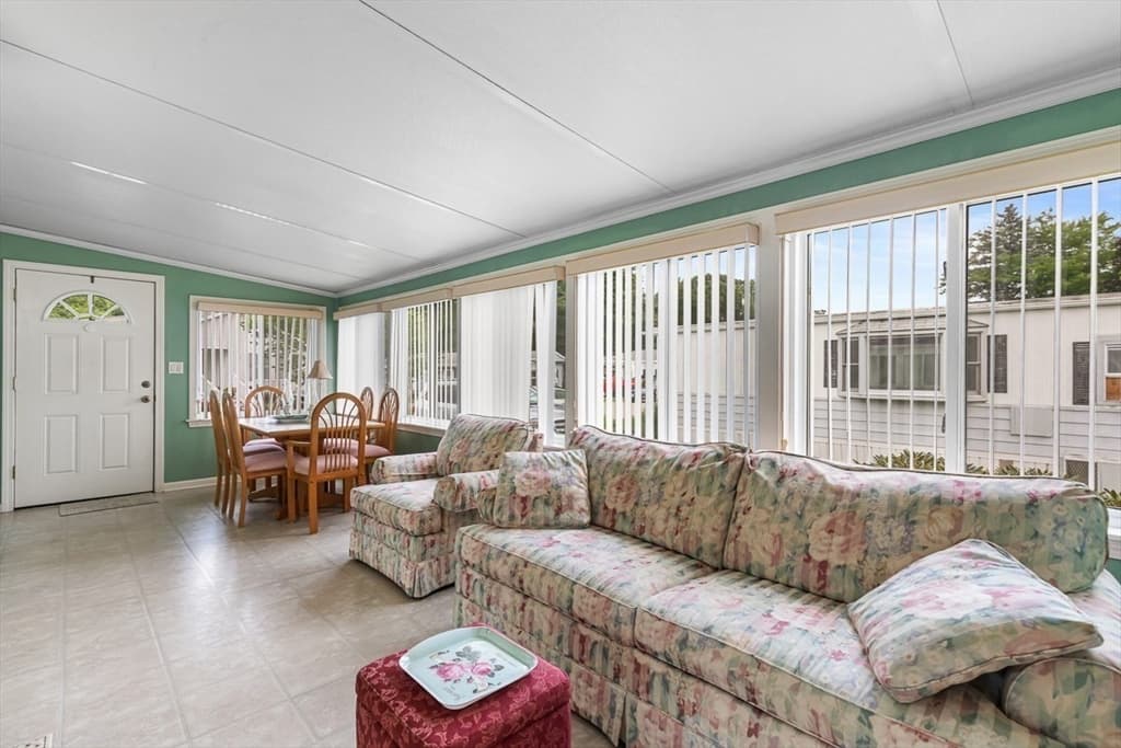 7 Robert Rd, Plainville MA 02762 photo 7