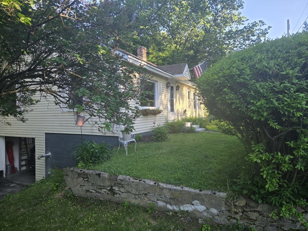 242 Pleasant Street, Leominster MA 01453 photo 2