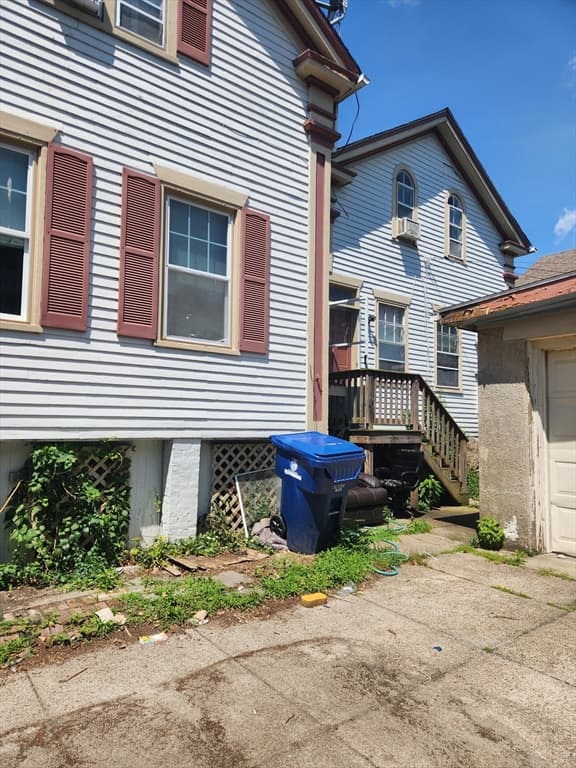 33 Madison St, New Bedford MA 02740 photo 2