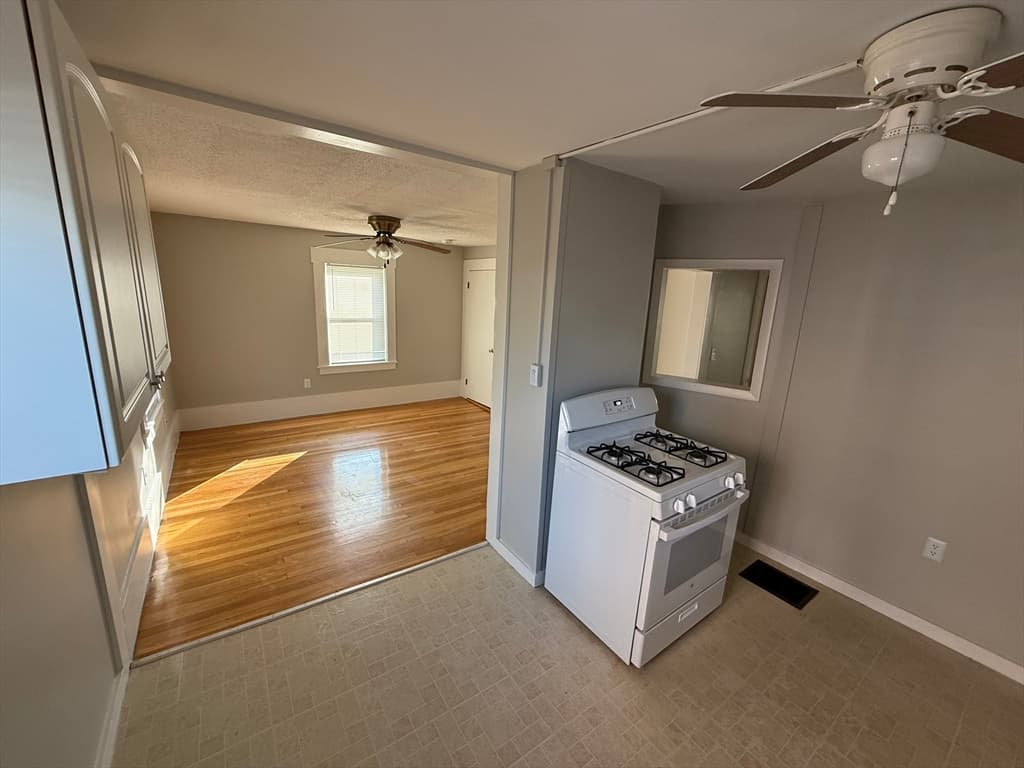 17 Alice Ave, Lynn MA 01902 photo 13