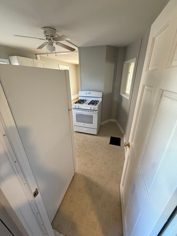 17 Alice Ave, Lynn MA 01902 photo 11