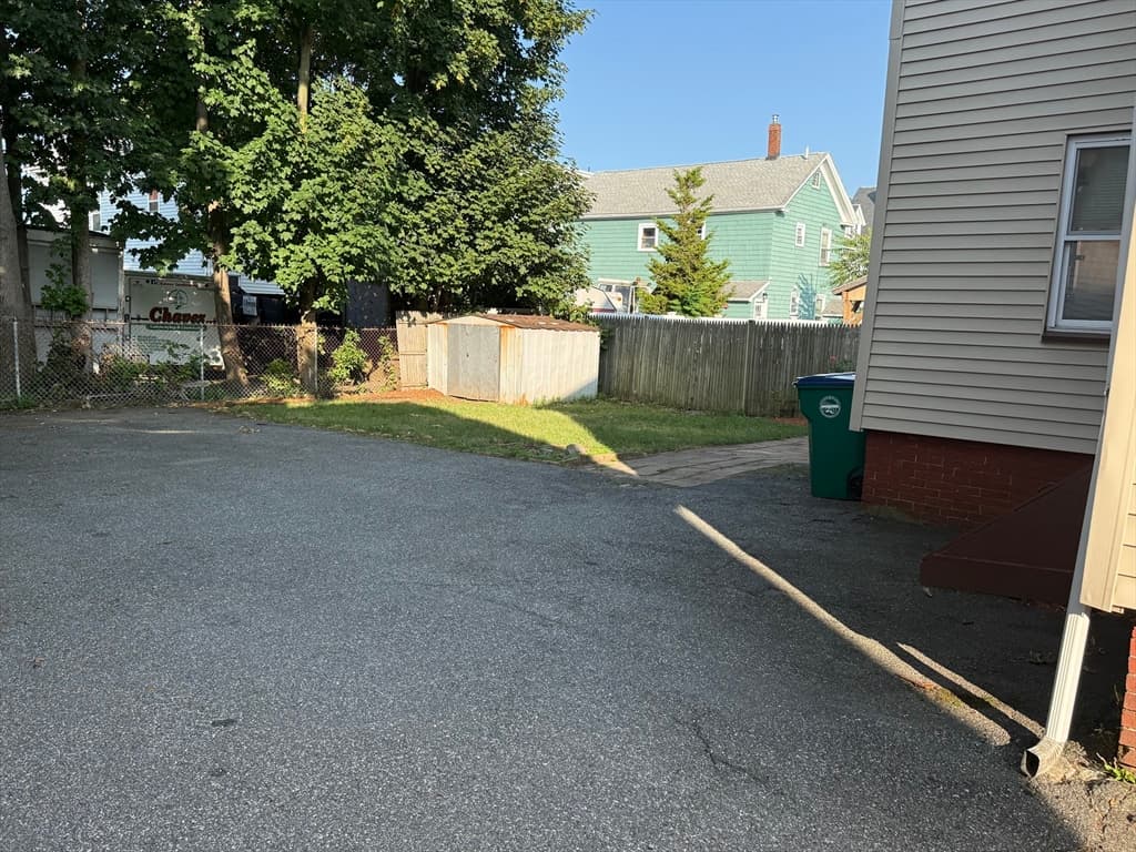 17 Alice Ave, Lynn MA 01902 photo 4