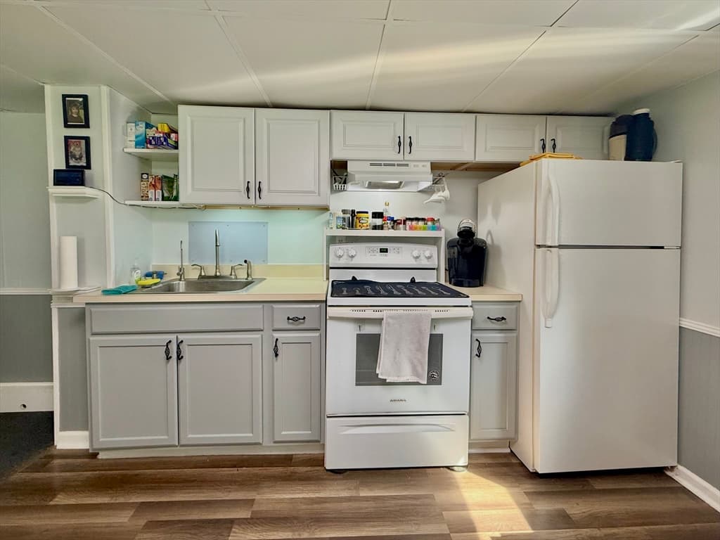 50 Puffin Dr, Chicopee MA 01020 photo 5