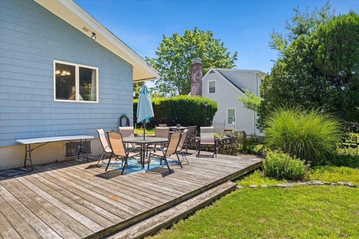 Single Family Residence at 11 Longview Rd, Brockton MA 02301, photo 36 of 39