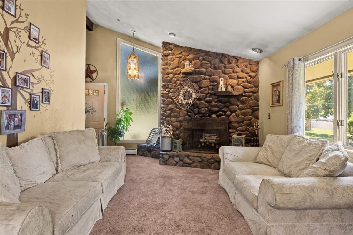 Single Family Residence at 11 Longview Rd, Brockton MA 02301, photo 18 of 39