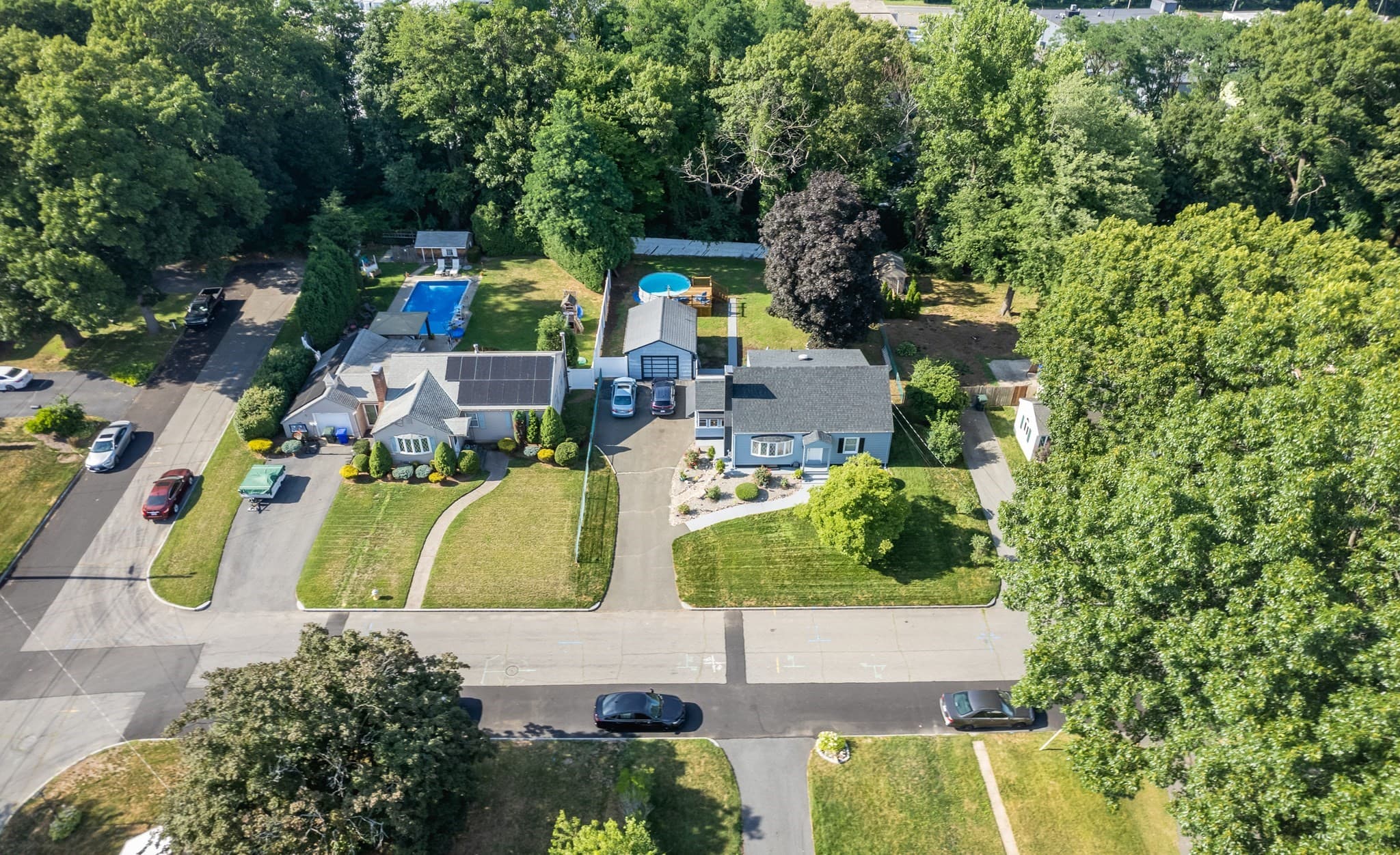 Single Family Residence at 12 Kenway Dr, Springfield MA 01104, Springfield, photo 28 of 29