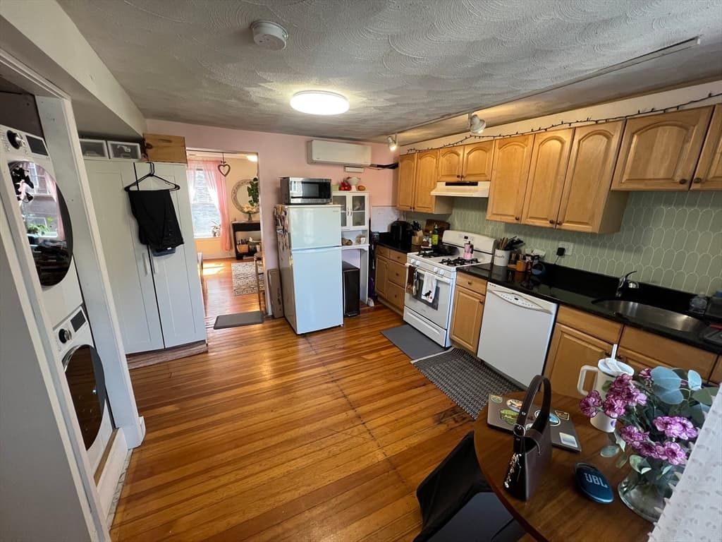 15 Cooper Street, Boston MA 02113 photo 5