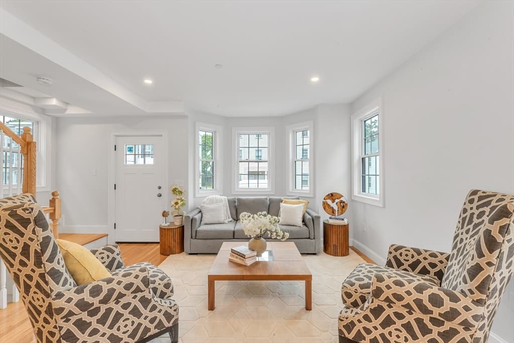 112 Armandine Street # 1, Boston MA 02124 photo 4
