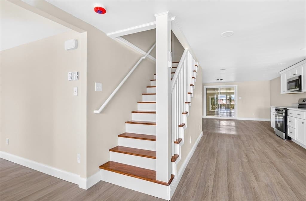 69 Wolcott Ave, Dartmouth MA 02747 photo 17