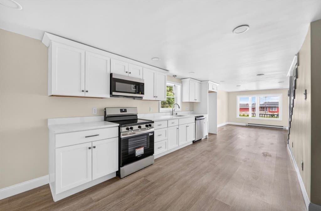 69 Wolcott Ave, Dartmouth MA 02747 photo 9