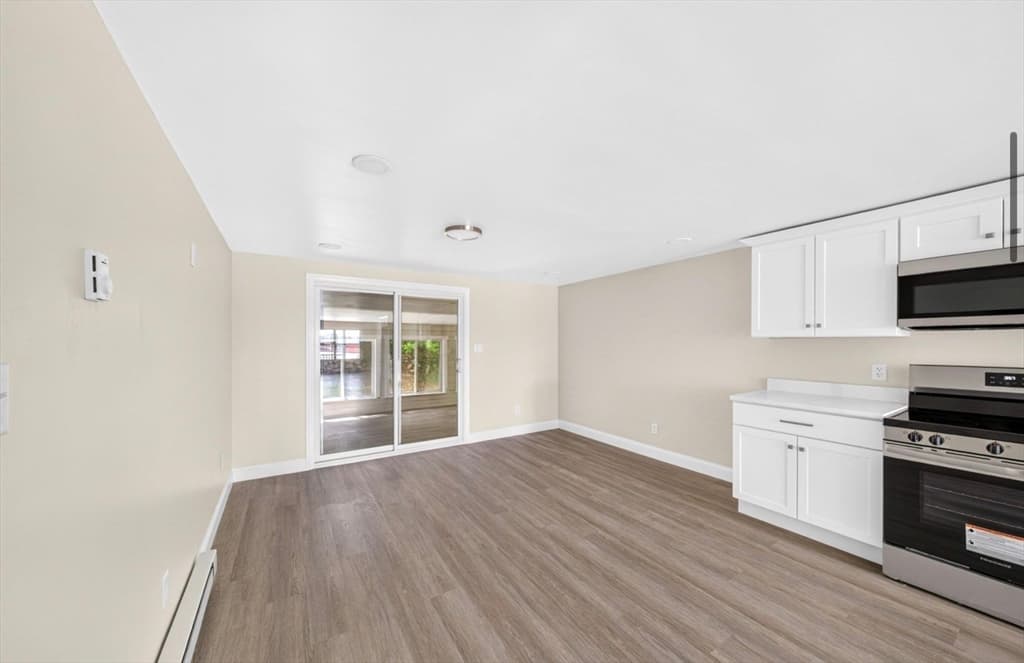 69 Wolcott Ave, Dartmouth MA 02747 photo 10