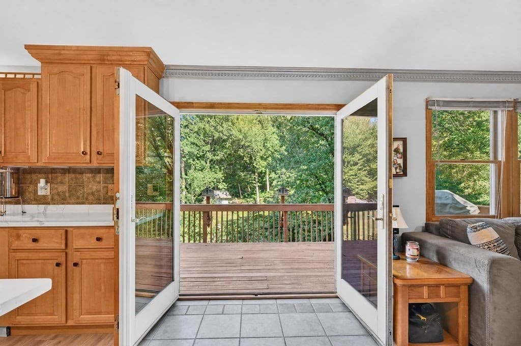 279 Sprague Street, Dedham MA 02026 photo 6
